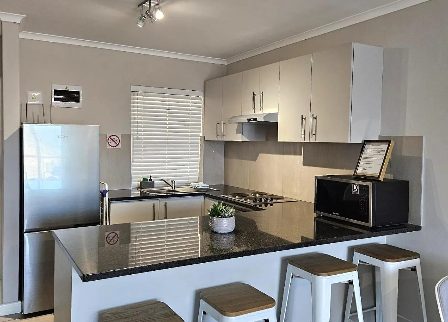 Beachside Getaway Cape Town Apartment